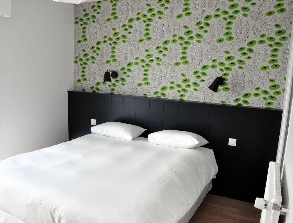 Logis Hotel Du Port Plobannalec المظهر الخارجي الصورة