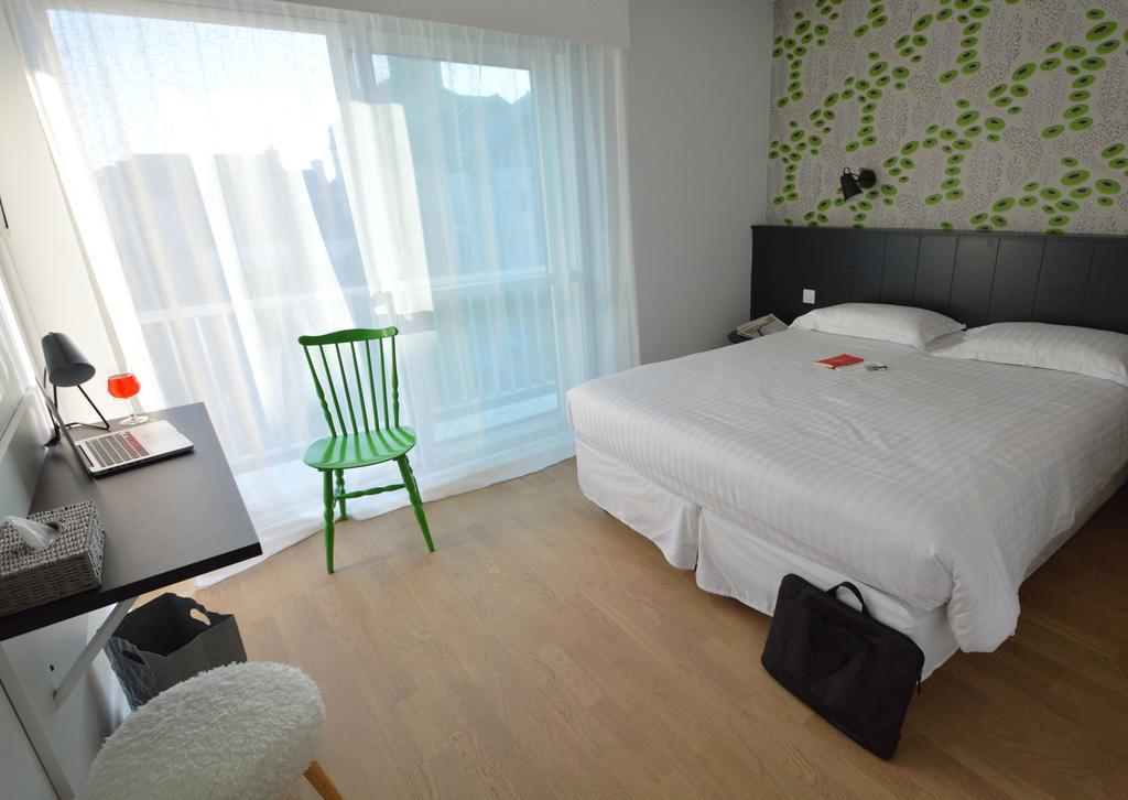Logis Hotel Du Port Plobannalec المظهر الخارجي الصورة